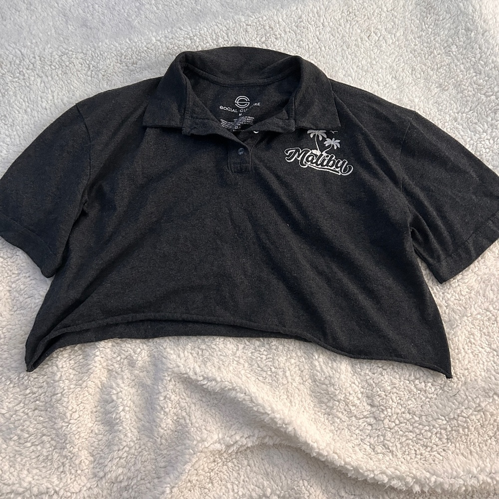 Grey Cropped Collared “Malibu” Top